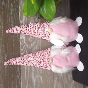 Gnomes pink cute shelf sitters